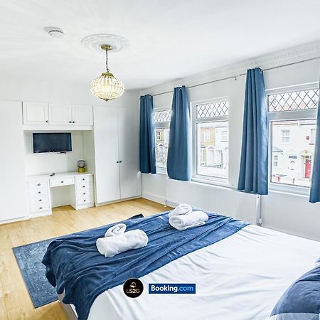 Stunning House By Ls2G Short Lets & Serviced Accommodation Greater London With Free Wifi Exterior foto