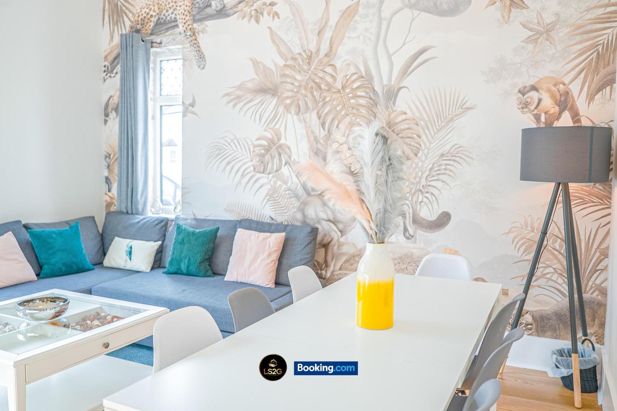 Stunning House By Ls2G Short Lets & Serviced Accommodation Greater London With Free Wifi Exterior foto